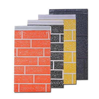 Välimised metallpaneelid seintele